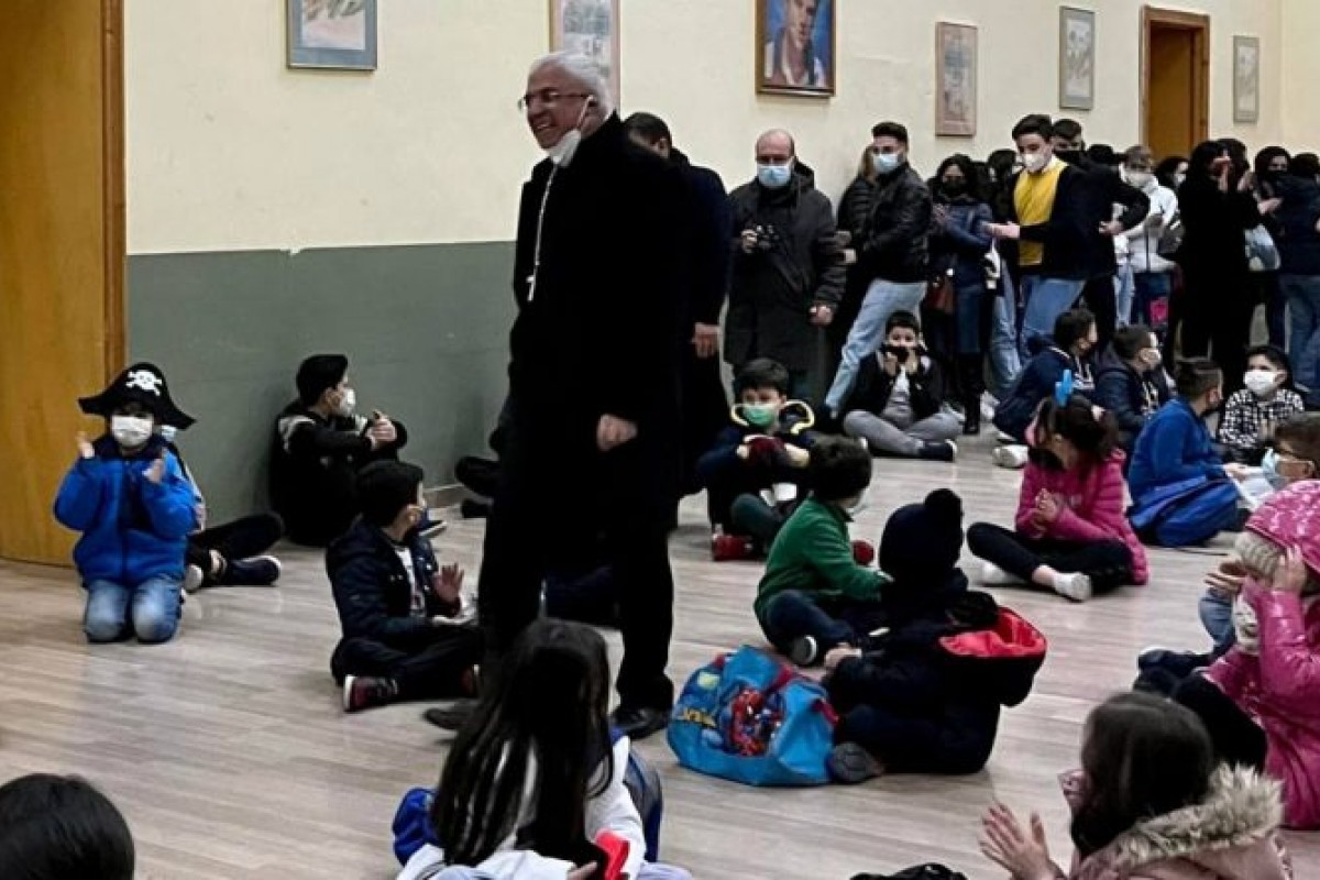 IL NUOVO VESCOVO DI CATANIA VISITA L'ORATORIO DI BIANCAVILLA